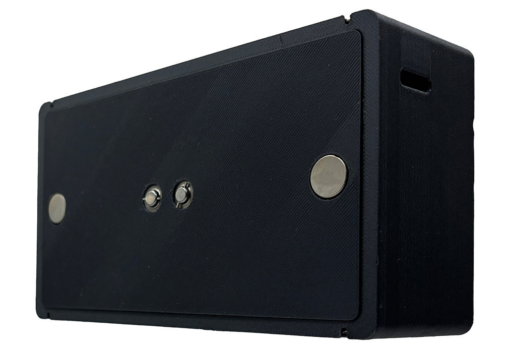 Disaster Black Box System Roof Device